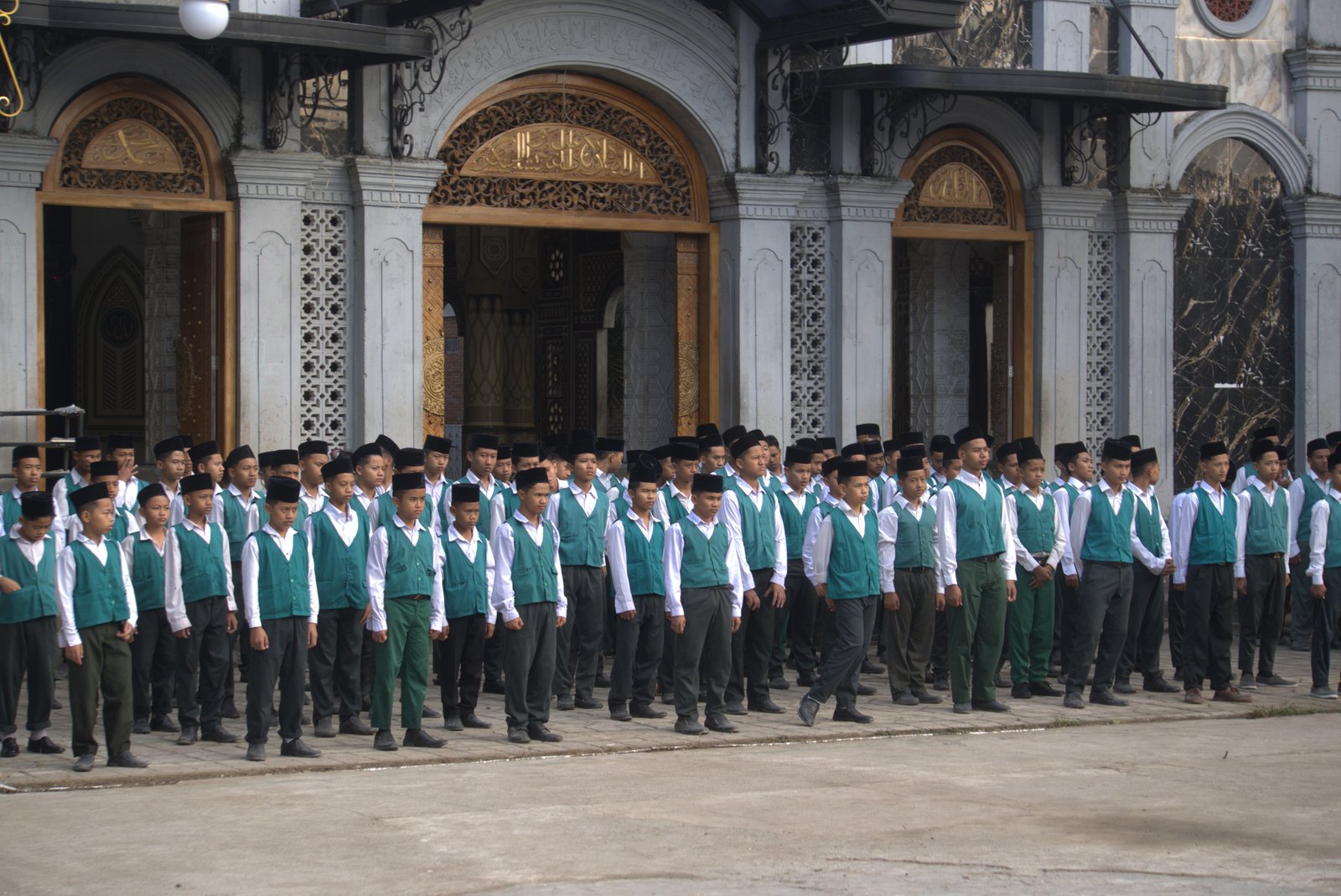 Para santri Aliman Putra Ponorogo